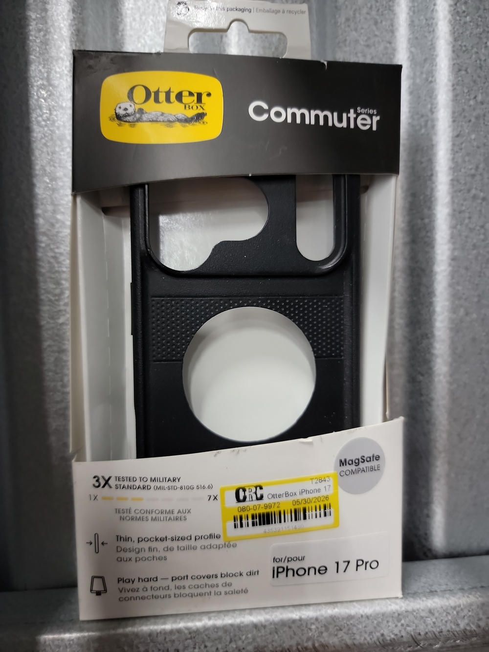 OtterBox Commuter Series Case for iPhone 17 Pro - Black